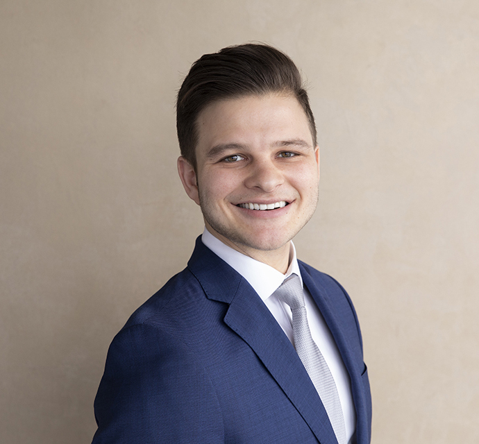 Aidan Bronca - Vice-President, 
Client Wealth Management